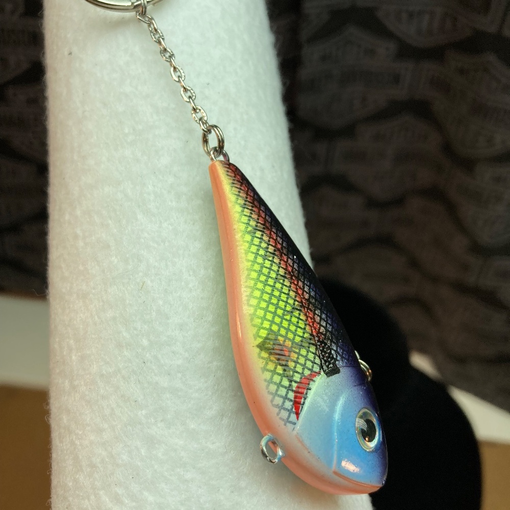 Fish lure keychain - Picture 4 of 5